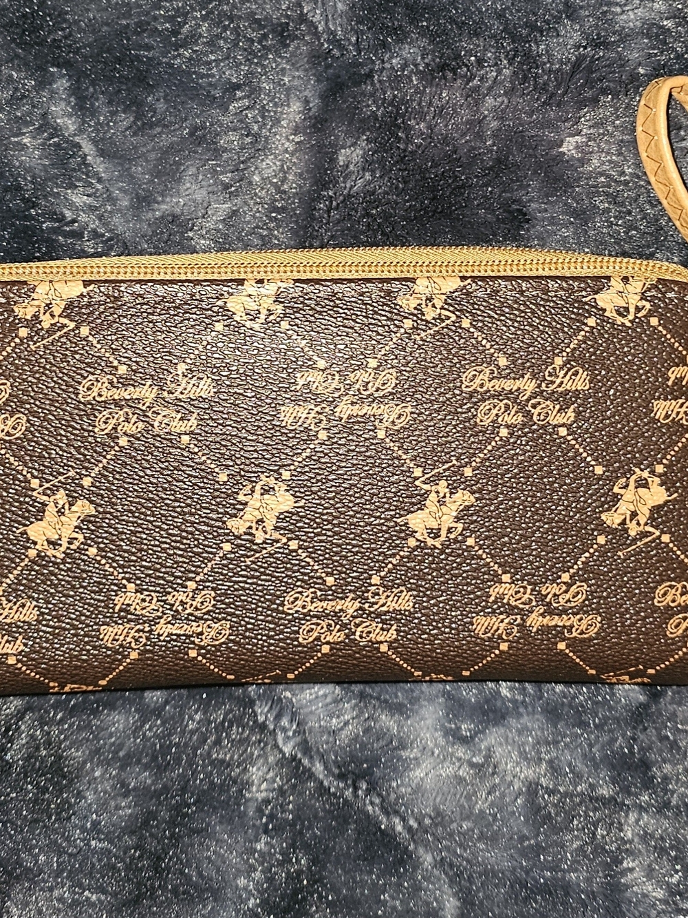 Beverly Hills Polo Club Brown Logo Wristlet NWOT - Picture 2 of 4